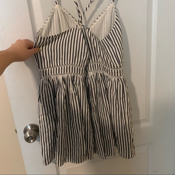 H&M pinstripe sundress with flutter sleeves - Picture 10 of 11